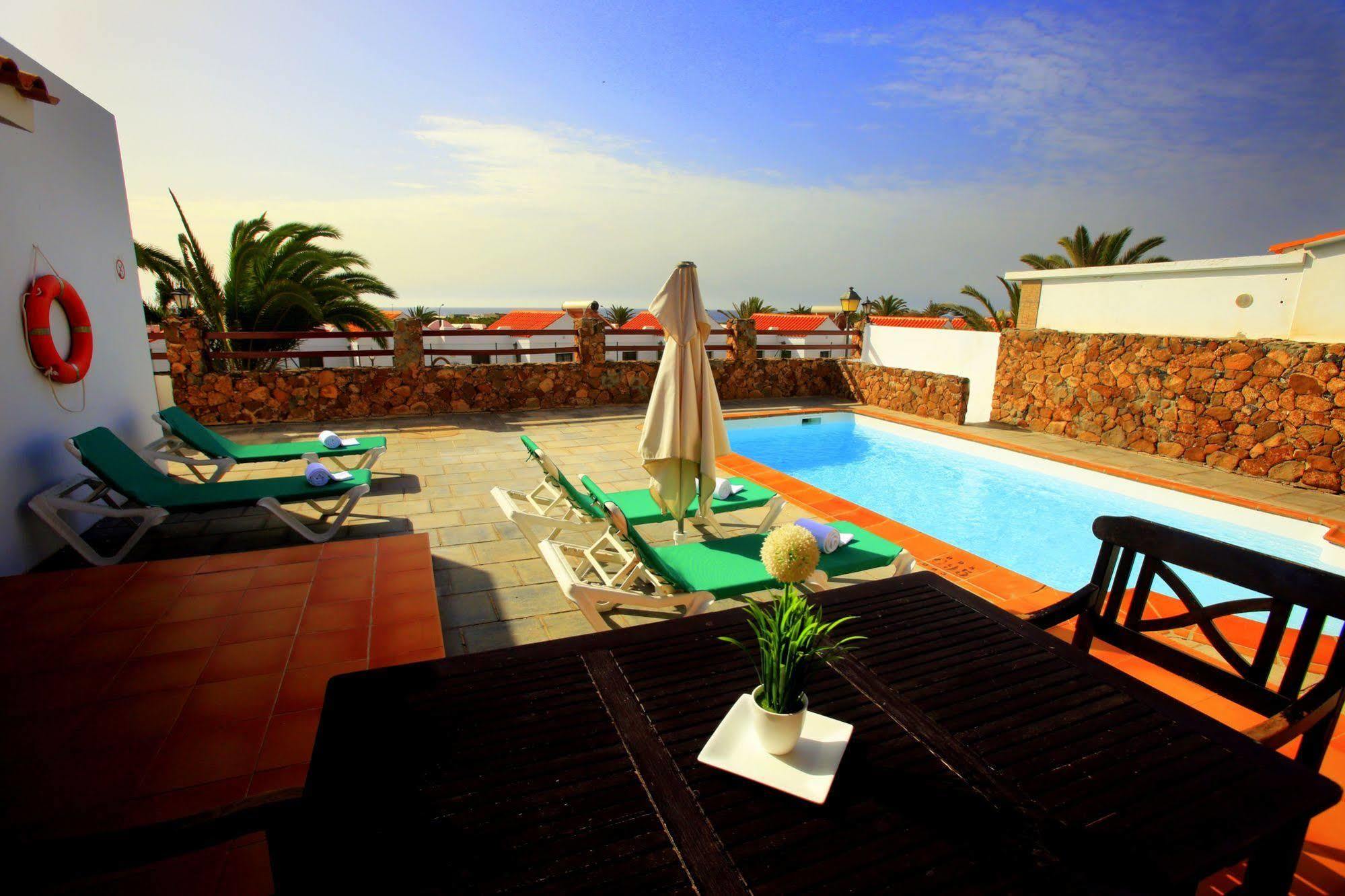 Vip Villas - Caleta Dorada Калета-де-Фусте Экстерьер фото